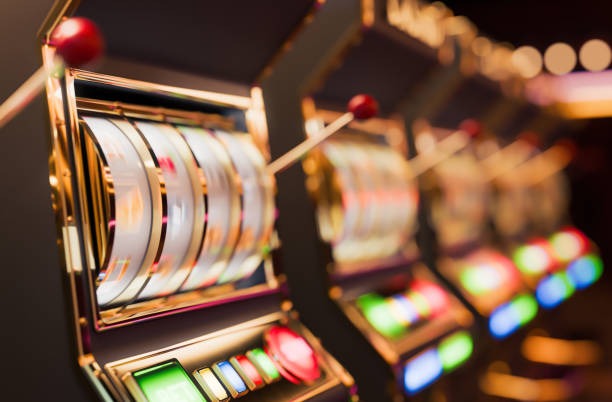 mesirtoto game categories: slots, live casino, sports, esports